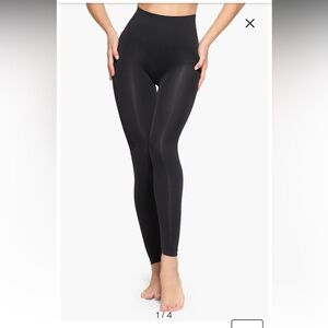 SKIMS soft smoothing leggings